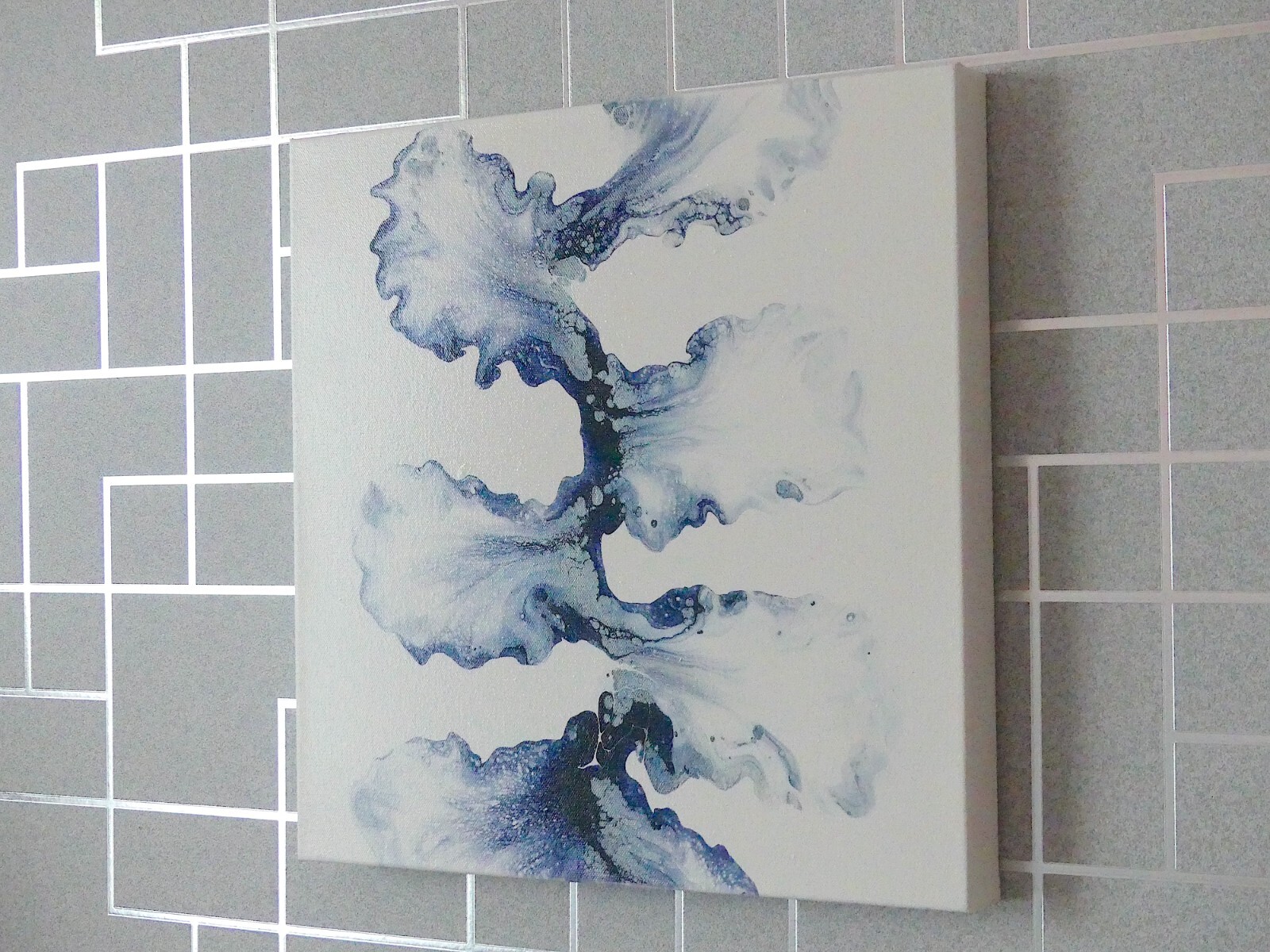 Acrylic Dutch Pour Water Leaves Painting