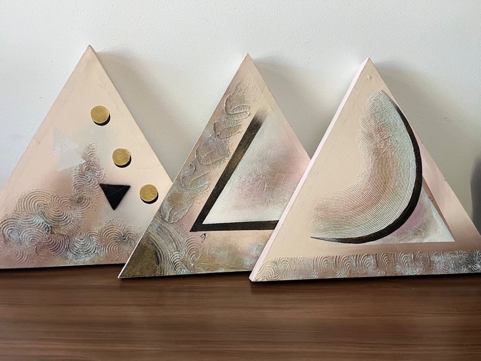 Set of 3 triangle paintings canvas pink modern unique design signed UNIQUE