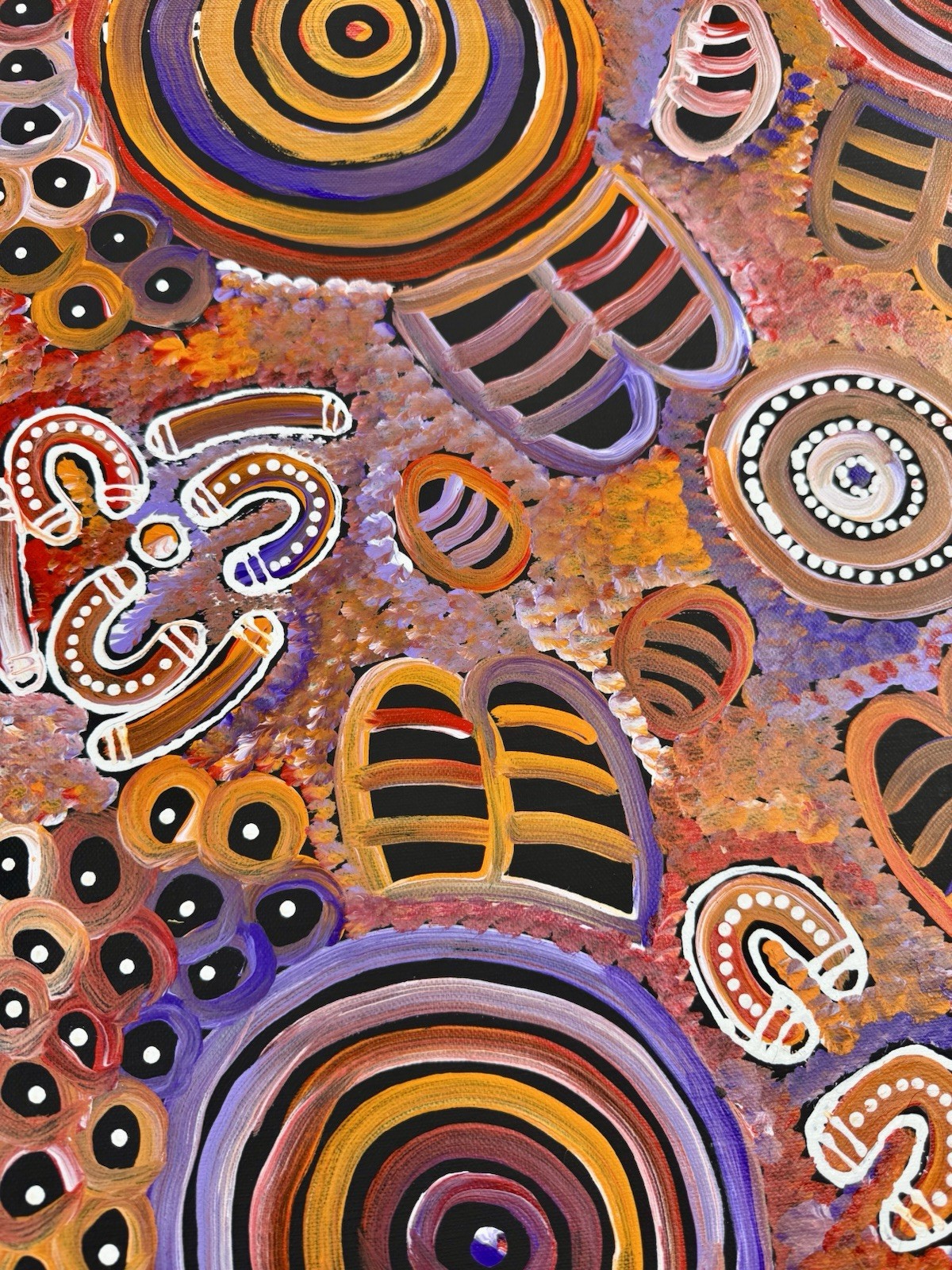 Dulcie Long Pula. Authentic Aboriginal Art. Incl, COA, Photo’s.size 105 x 45cm.