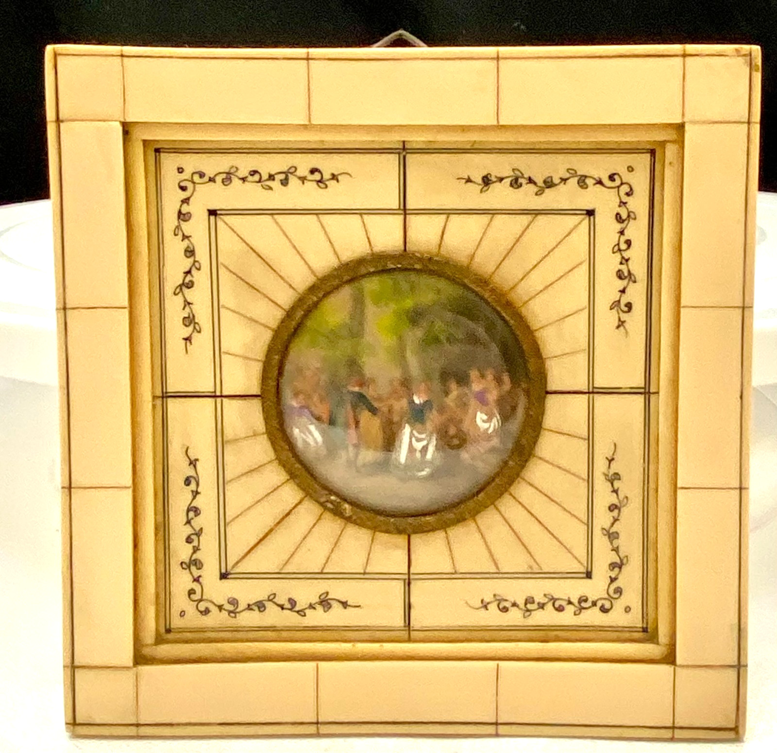 VTG MINIATURE FIELD SCENE ROUND PAINTING, BRASS, IVORINE/GLASS FRAMED, c1910 g