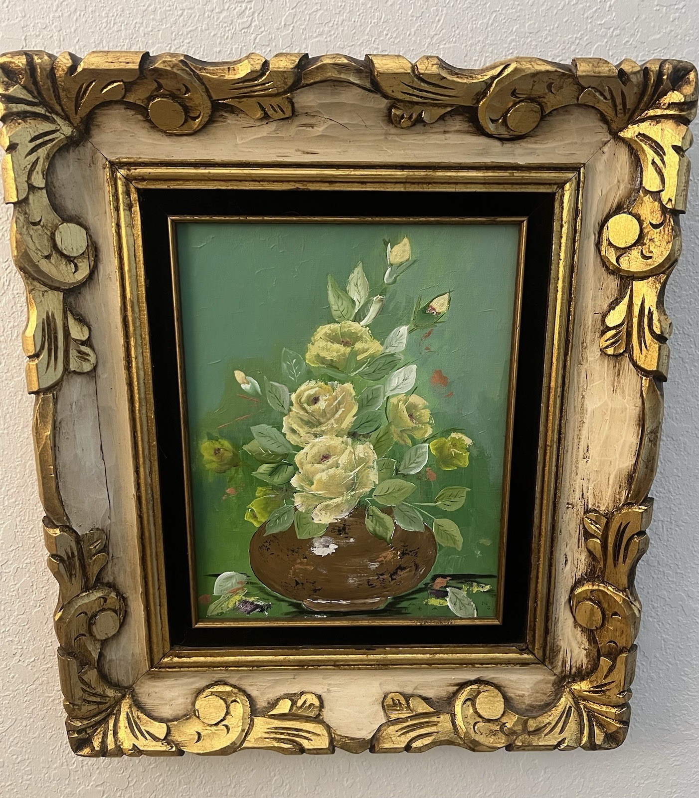 Vintage signed Still life-Oil on canvas-Wooden Gilt and Velvet Ornate frame