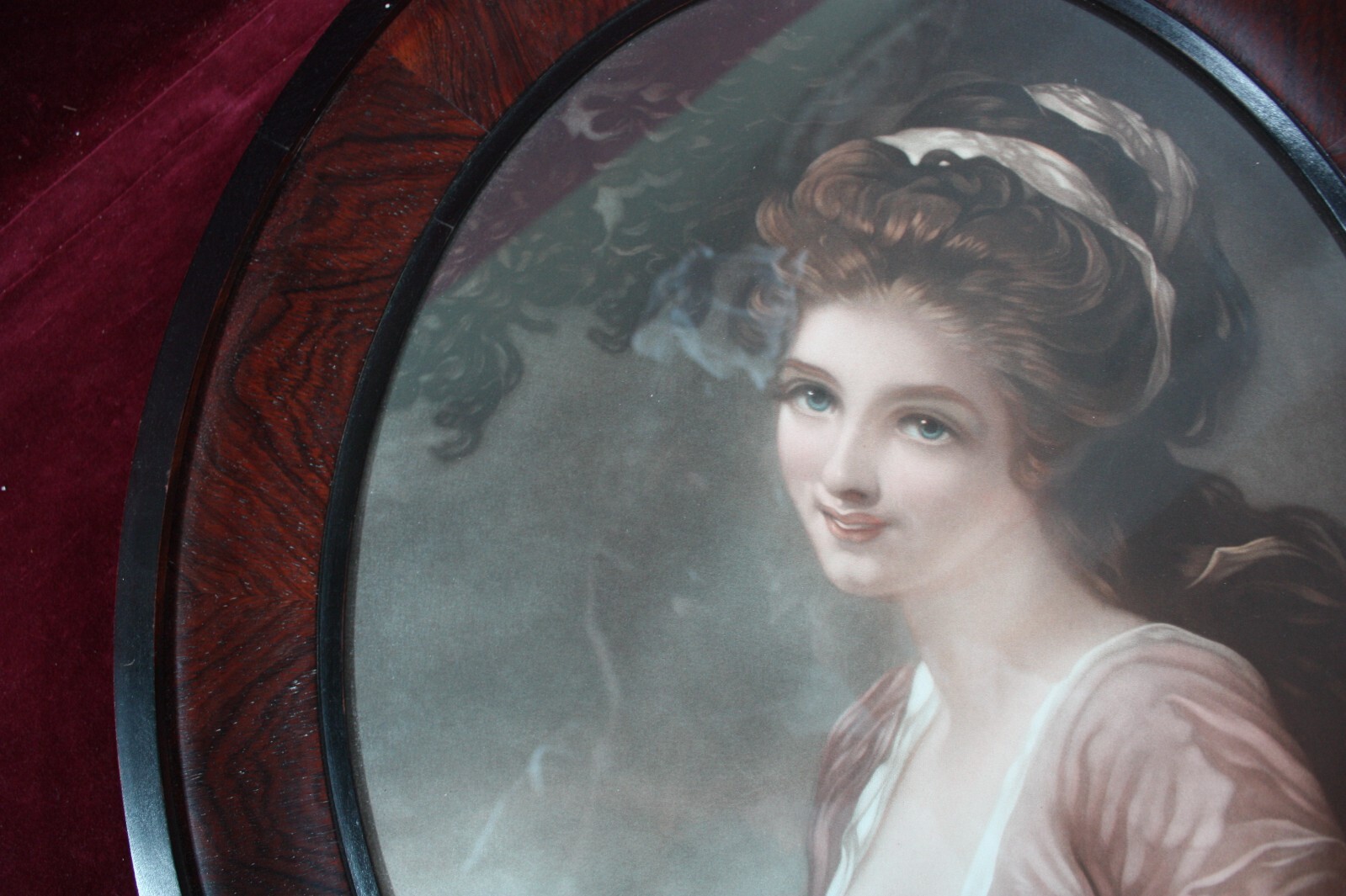 * ANTIQUE VICTORIAN PORTRAIT WITH SPANIEL DOG ORIGINAL BURLED WOOD FRAME NICE *