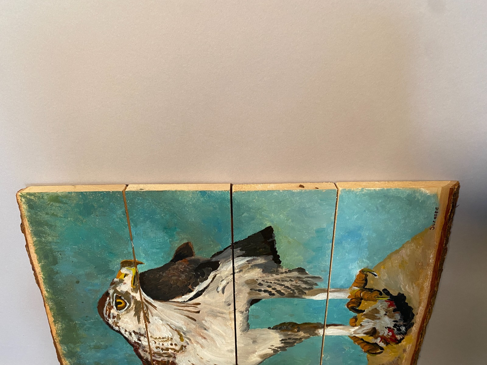 Original Acrylic Painting Signed Hawk/Eagle Live Edge Wood 21-1/2″ H x 15-1/2″ W