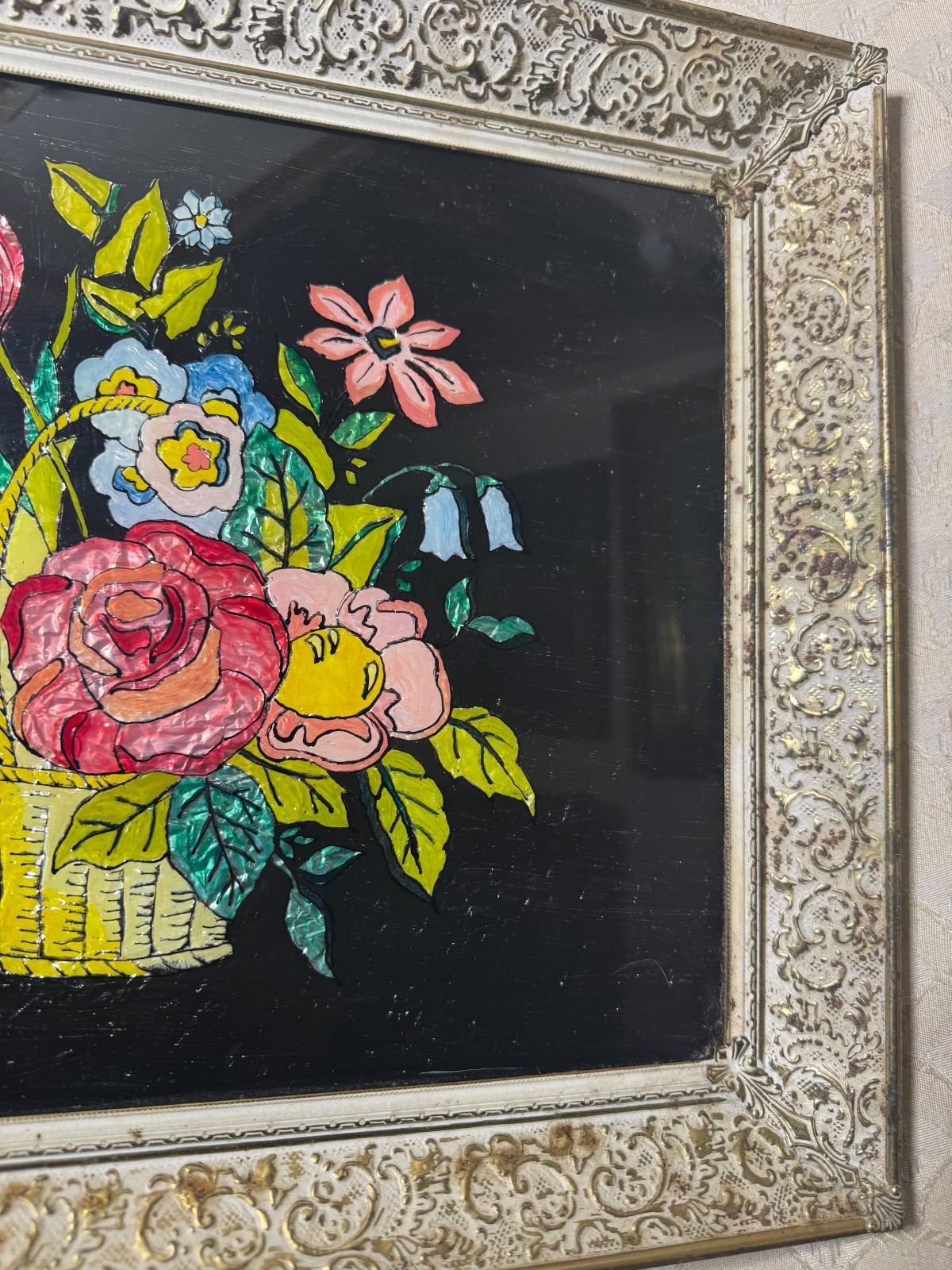 Large Antique Folk Art Tinsel Foil Reverse Artwork «Basket of Flowers» – Framed