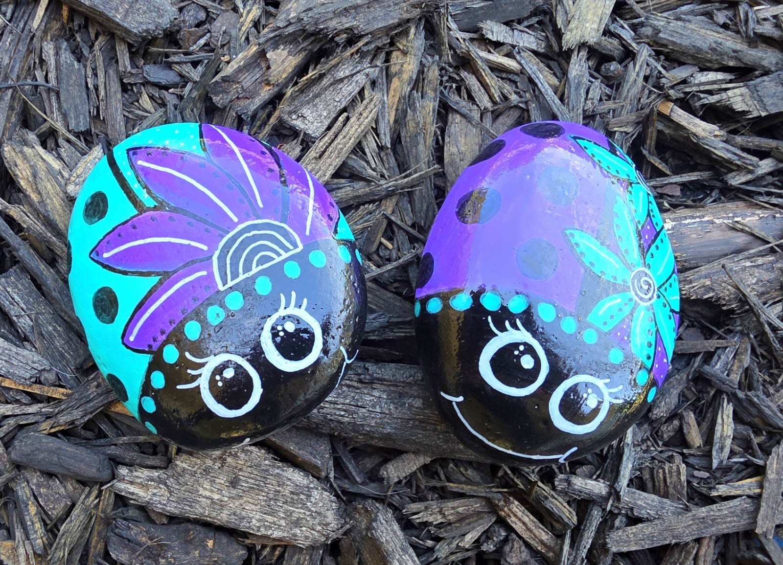 Hand Painted ladybug river Rock original paper weight Painting Art Gift