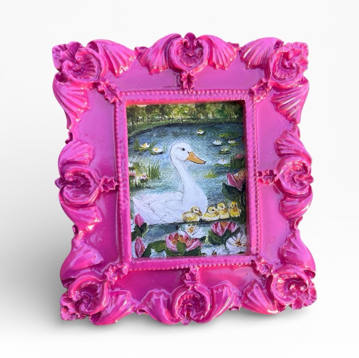 Mama Duck & Babies watercolor print in pink and gold vintage style ornate frame
