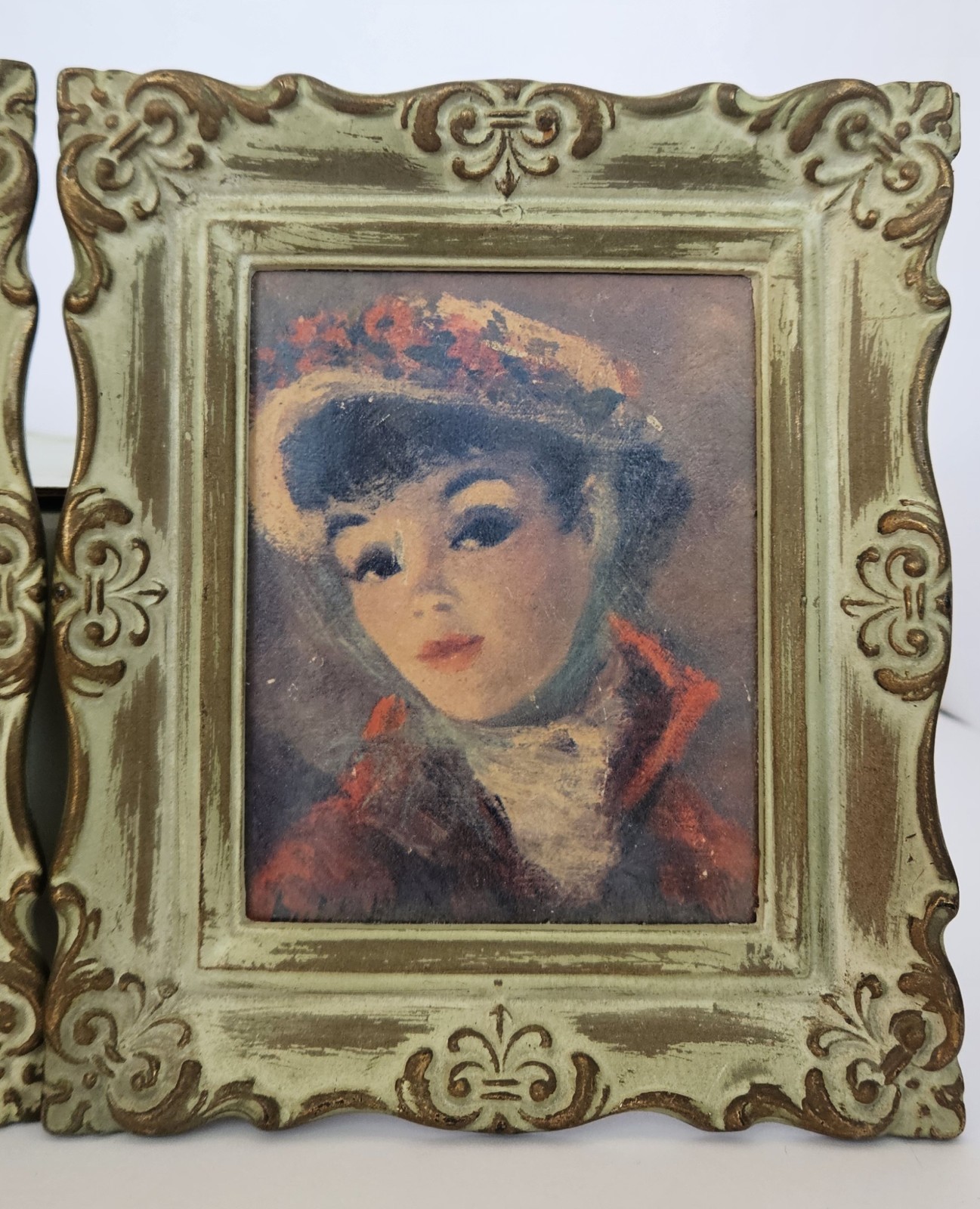 VTG Hulda «Suzanne & Annette» 2 Framed Art Portraits MCM Antiqued Cream & Green.
