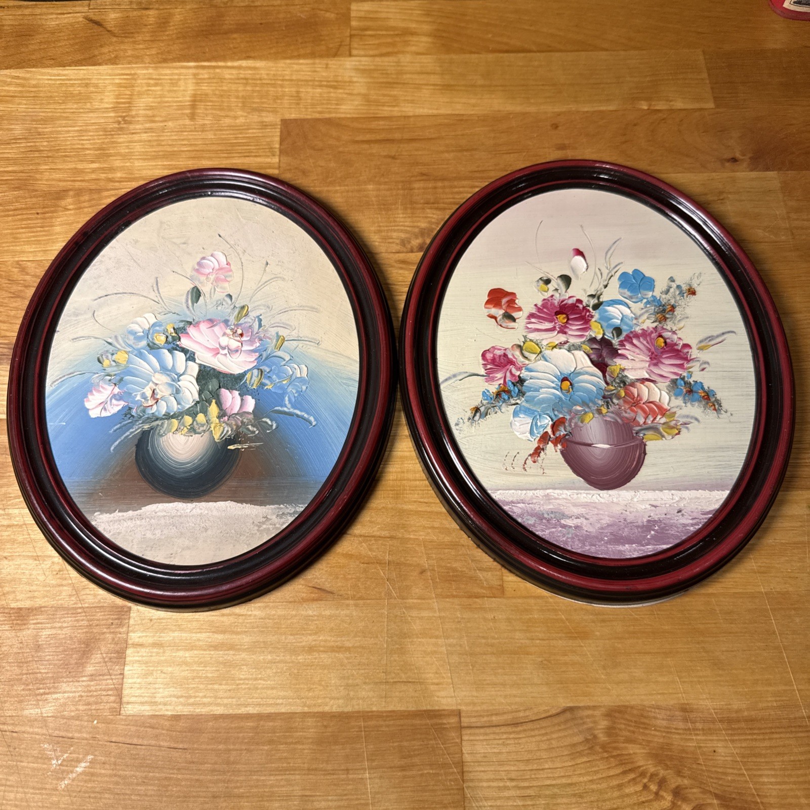 Vintage Set Of 2 Floral Hand Painted Oil Paintings In Oval Frame- 9.5” X 7.5”