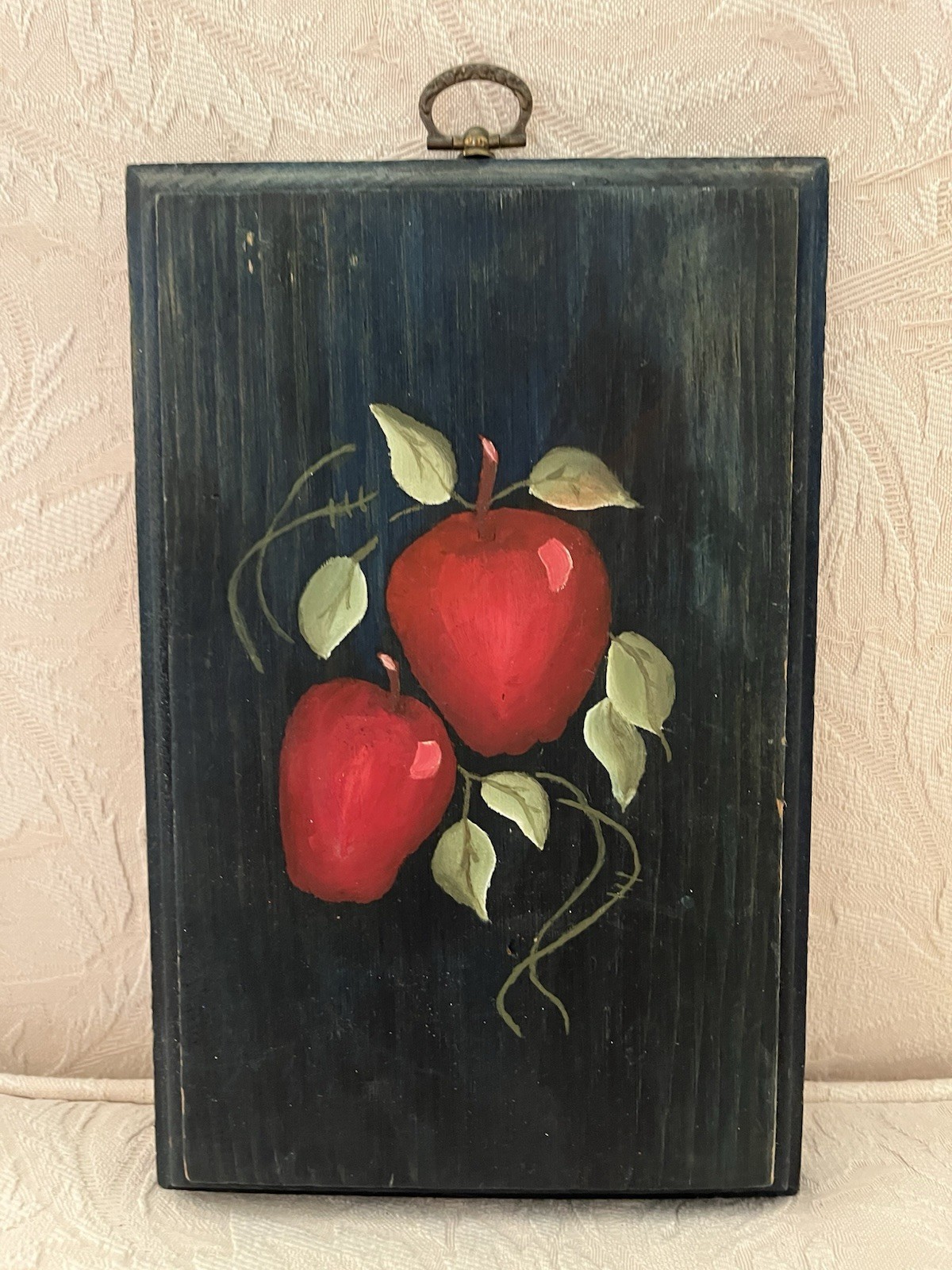 Handpainted Apple Wall Art Plaque Artwork Folk Art Kitchen Country Primitive Vtg