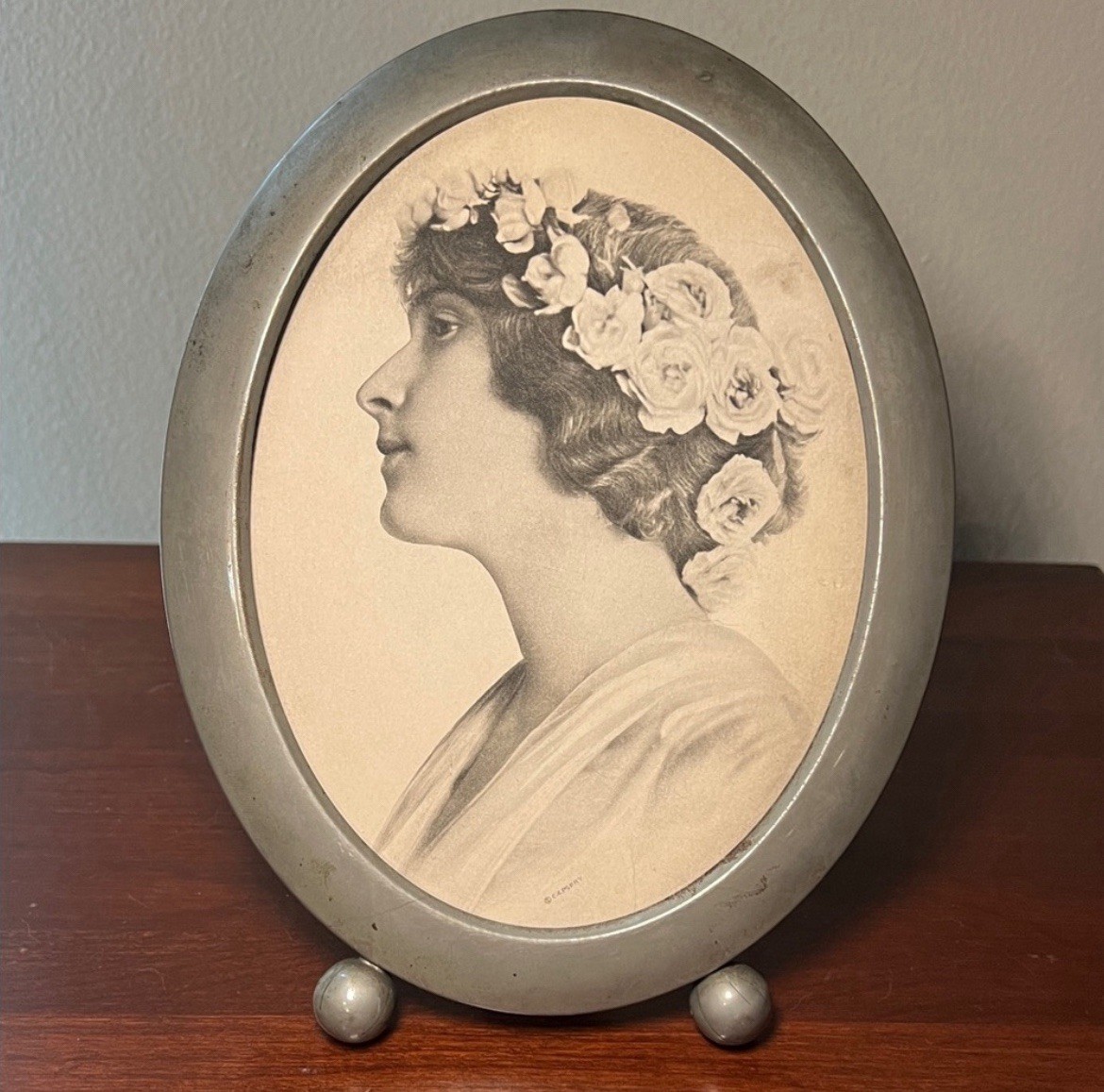 Rare ‘20s Antique Woman & Flowers Portrait Aluminum Oval Ball Feet Picture Frame