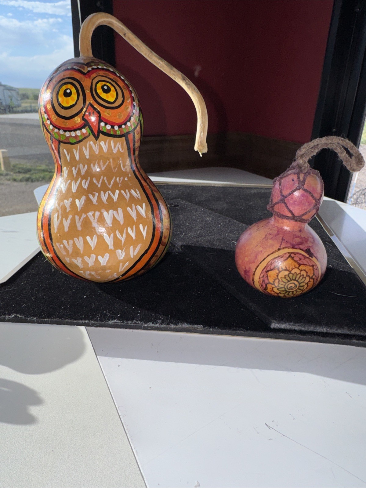 Hand-Painted Gordes Signed Devon And Lovely April 2016