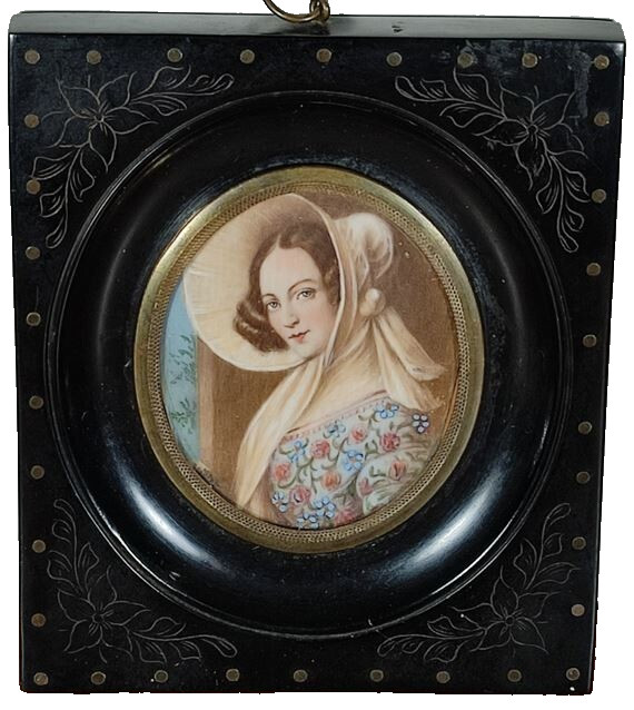 Antique European French Miniature Oval Portrait Young Woman Noble Countess Frame