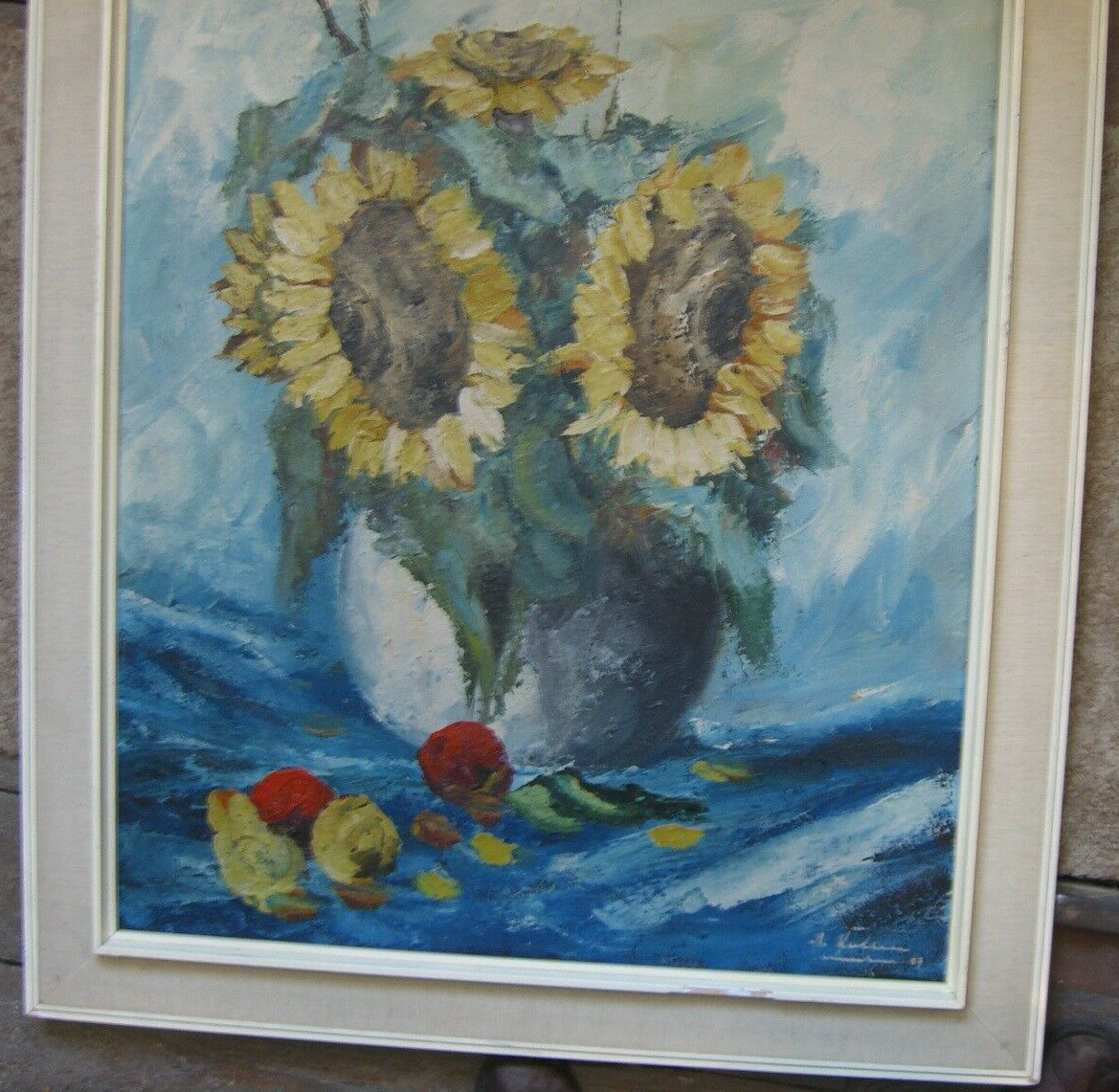 Unclearly Signed Sunflower Vase Blue Money Blossoms Seeds Roses Red Antique