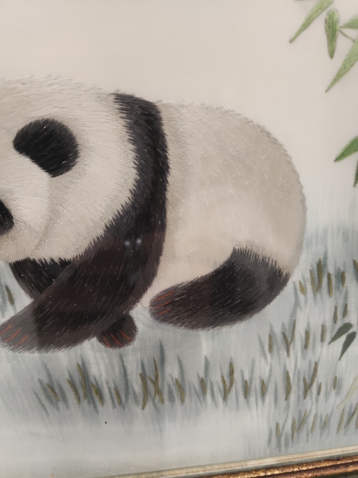 Very Nice Chinese silk with embroidery of Panda – Quinling Bamboo